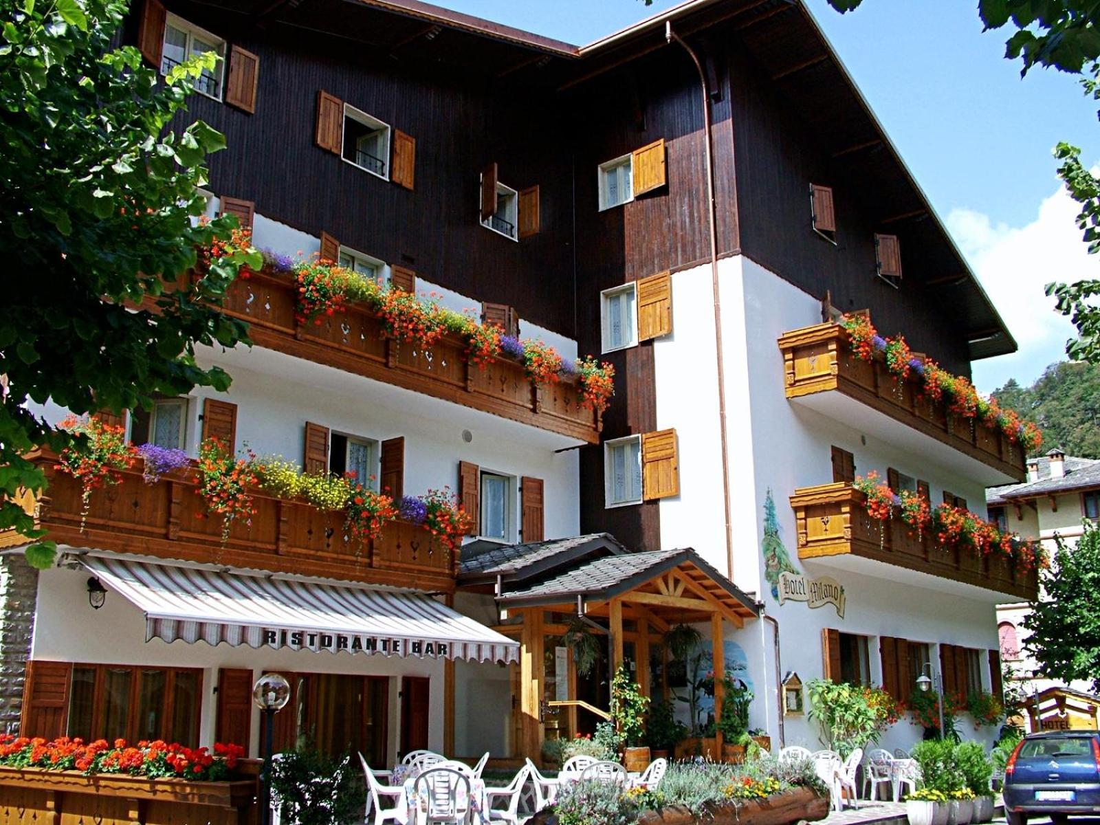 Hotel Milano Piazzatorre Ngoại thất bức ảnh